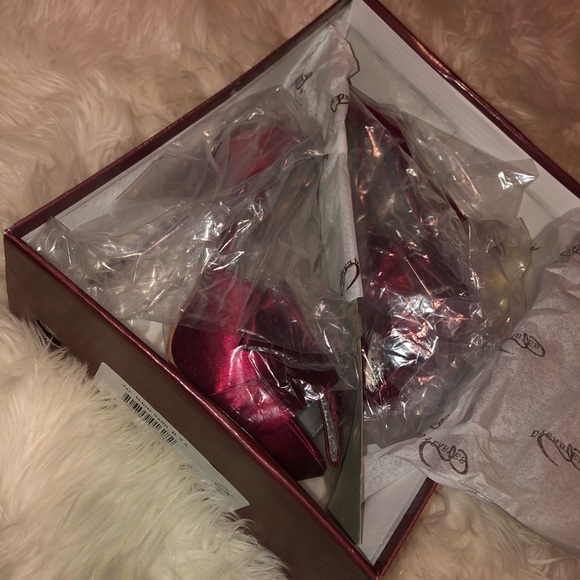 Jay Dyeable Platform Peep Toe Pump - Picture 4 of 5